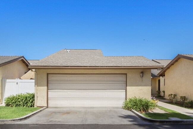 Building Photo - Gated Anaheim 3 Bedroom Home | Attached 2-Car Garage | Central A/C