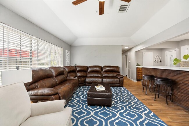 Building Photo - 16458 Brookford Dr