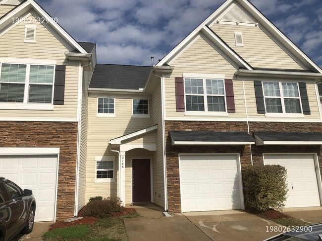 Primary Photo - 2146 Shady Pond Dr