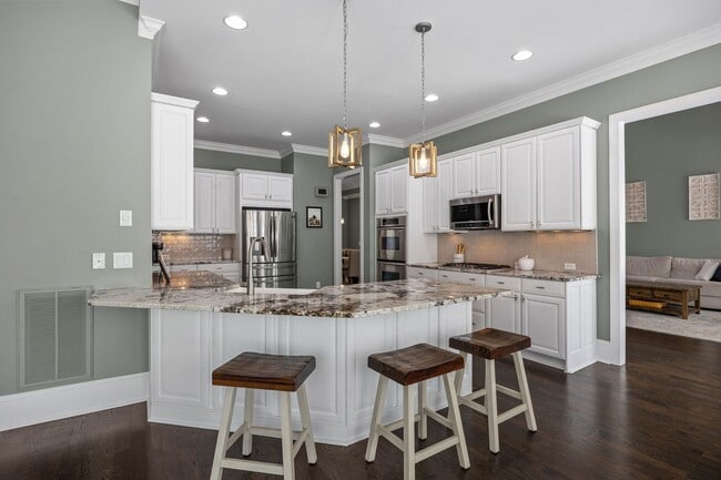 Building Photo - 107 Spears Creek Dr
