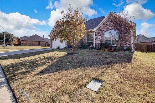 Building Photo - Spacious 4BR House in Burleson