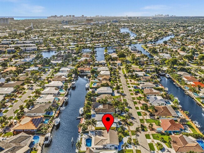 Building Photo - 440 SE 8th Ave