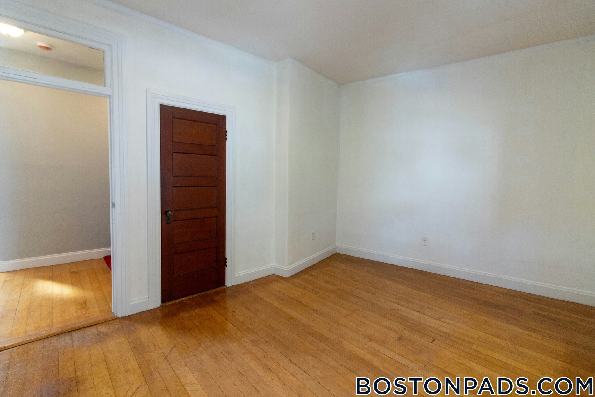 Building Photo - 24 Leamington Rd