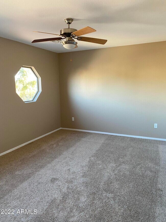 Building Photo - 3427 E Derringer Way