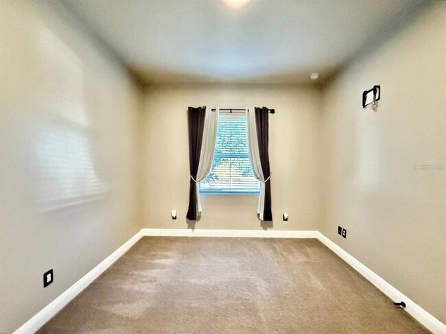 Building Photo - 6414 Salt Creek Ave