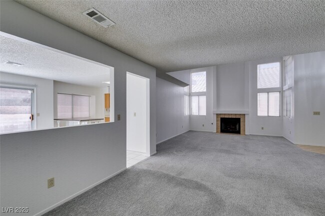 Building Photo - 1101 E Adelman Dr