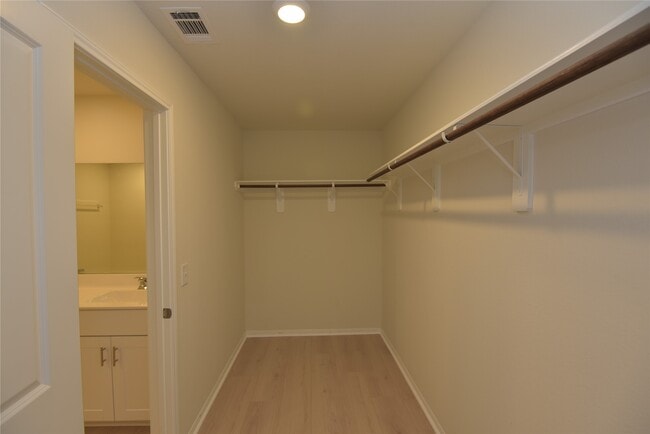 Building Photo - 16322 Dutton Clover Dr