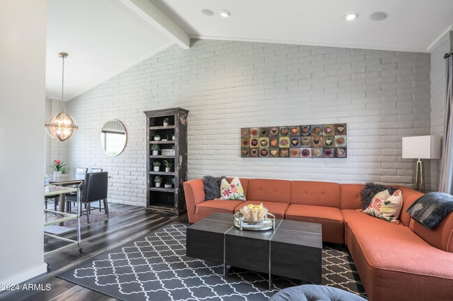 Building Photo - 4525 N 66th St