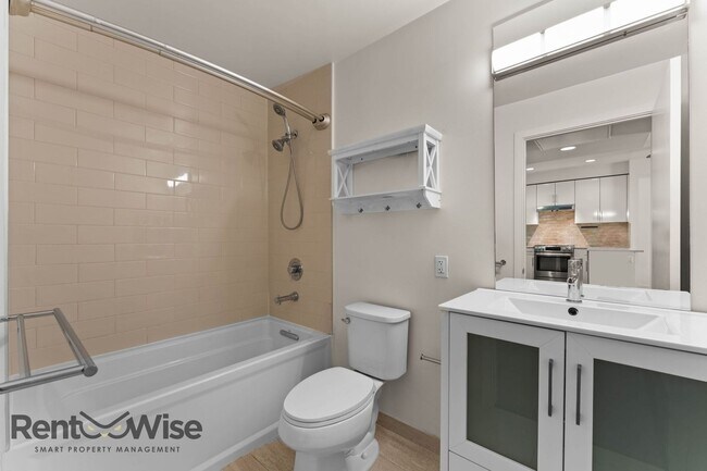 Building Photo - 50 Jerrold Ave