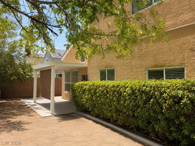 Building Photo - 8101 Kempston Ct