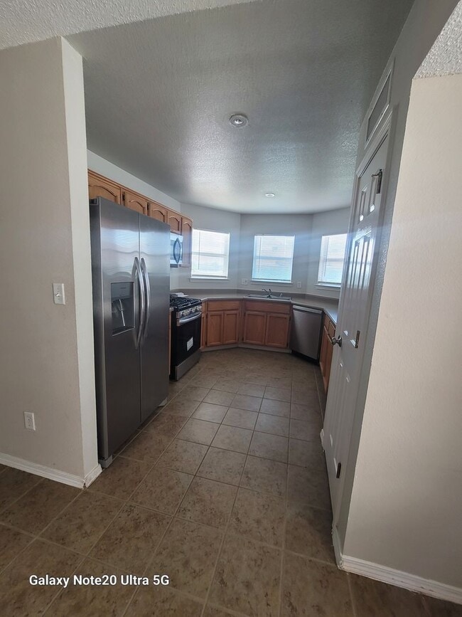 Building Photo - 2988 Tierra Cortez Ave
