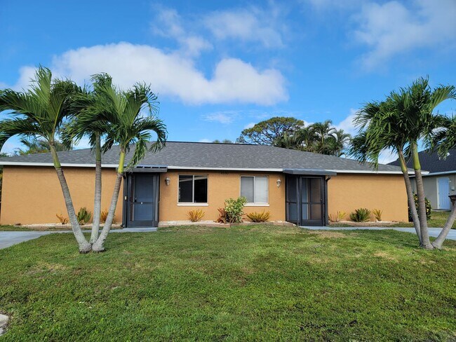 Primary Photo - Duplex for rent
