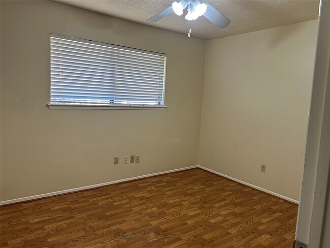 Building Photo - 2511 Williams Grant