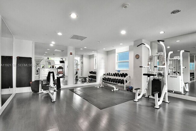 Building Photo - 234 NE 3rd St