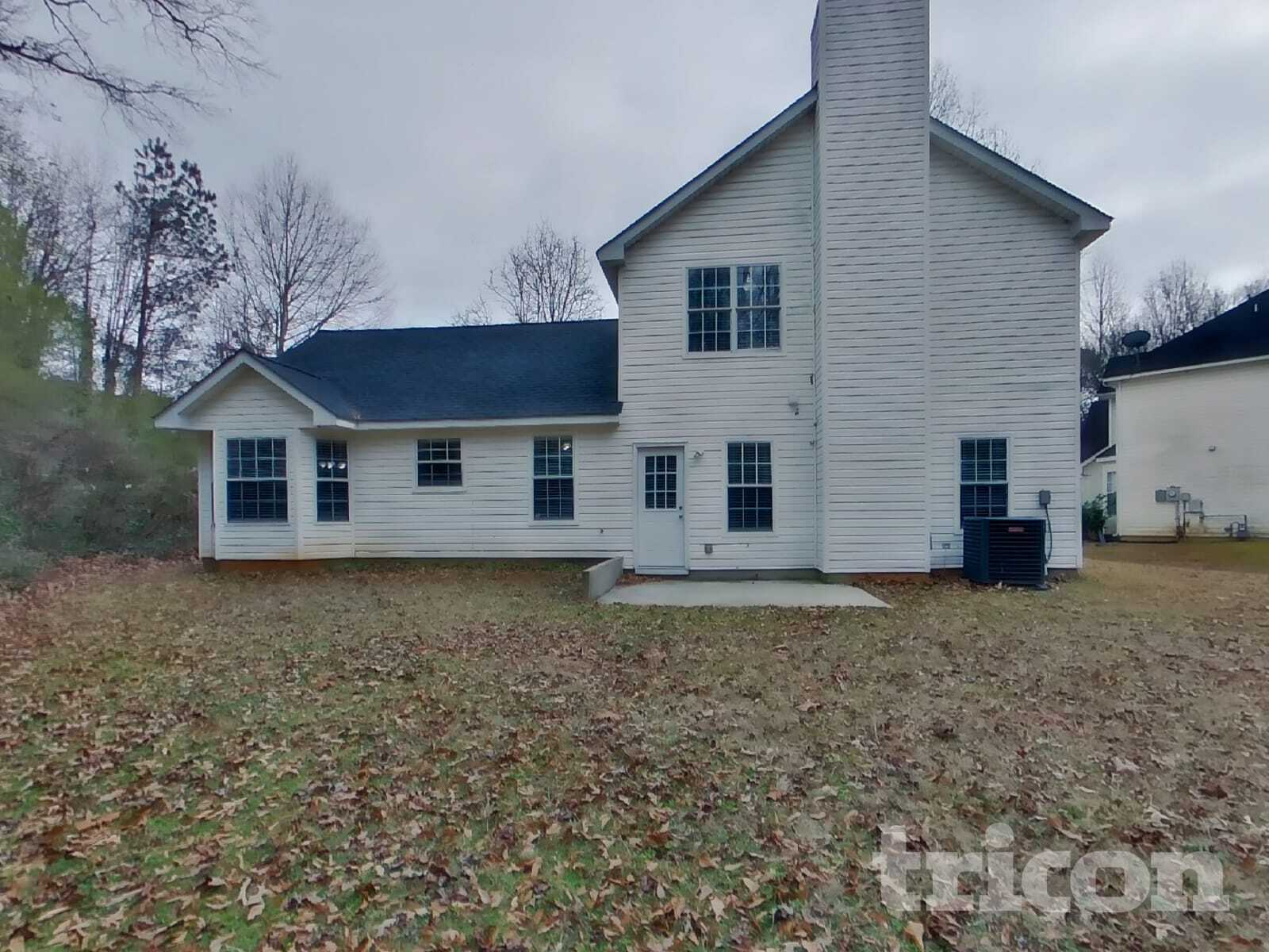 Building Photo - 1099 Sugarcreek Way