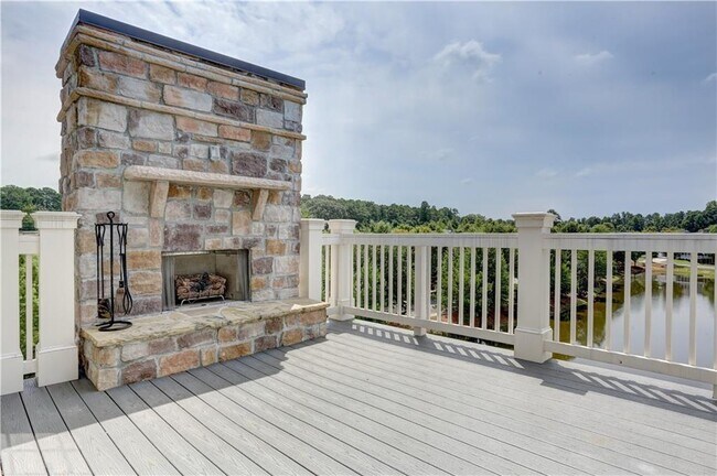 Building Photo - 12600 Marstrow Dr