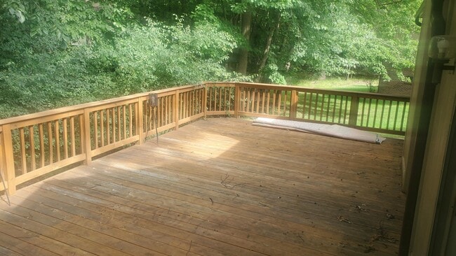 Building Photo - 6257 Gatewood