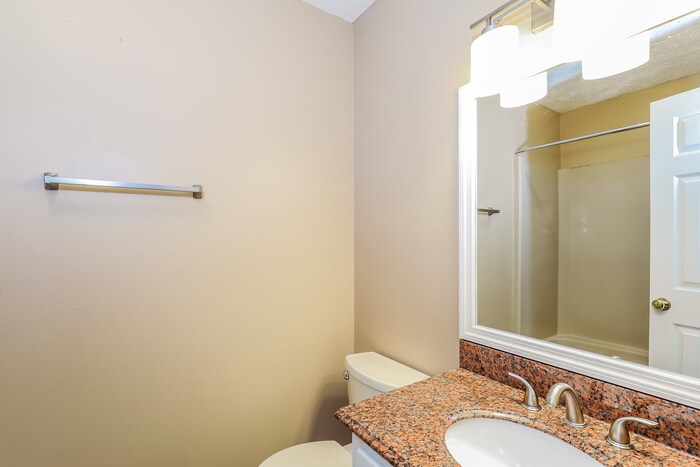 Building Photo - 5947 Chalice Way