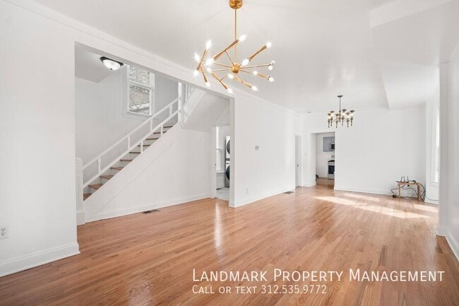 Building Photo - 806 S Taylor Ave