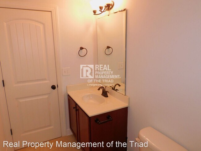 Building Photo - 3 br, 2.5 bath House - 4028 Canterwood Drive