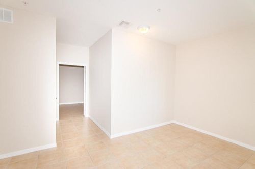 Building Photo - 4324 Main St