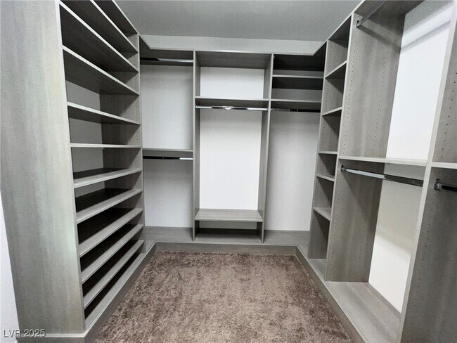 Building Photo - 7075 Jasper Hill Way