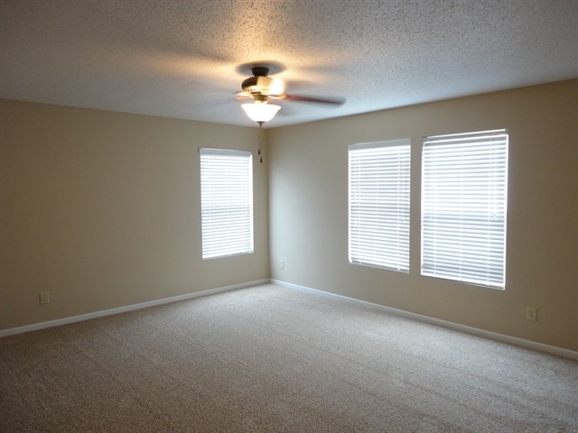Building Photo - 515 Bridgewater Dr