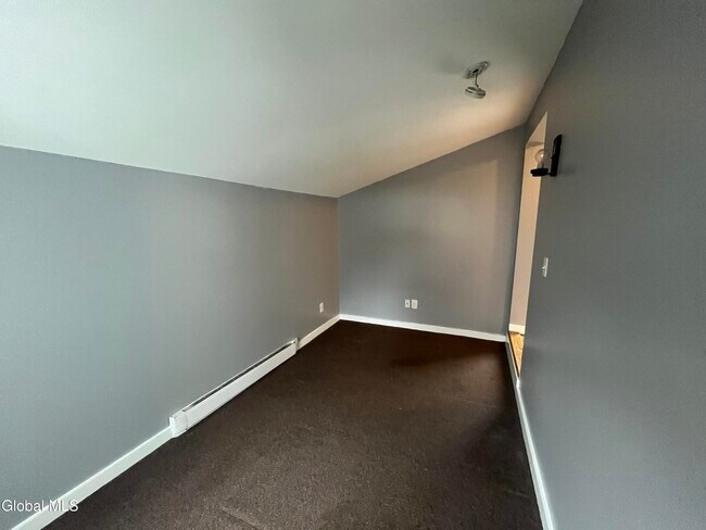 Building Photo - 1643 1st St