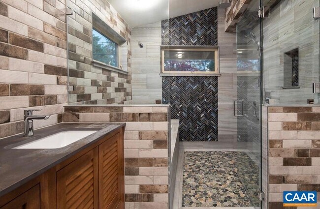 Building Photo - 1116 Altavista Ave