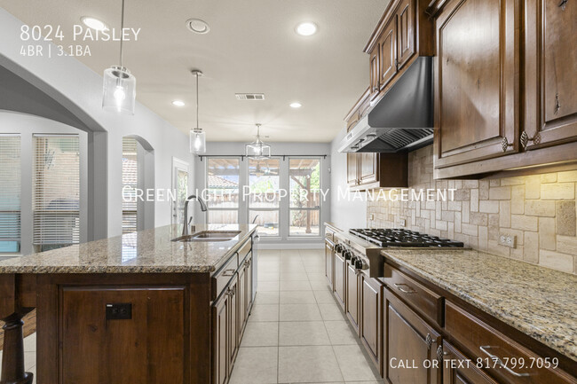 Building Photo - 8024 Paisley-