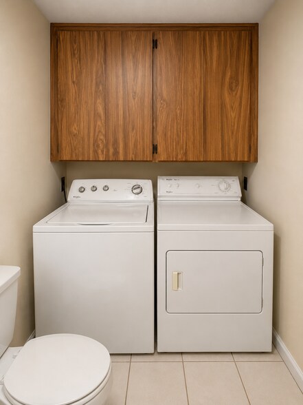 Building Photo - 1603 16th Way