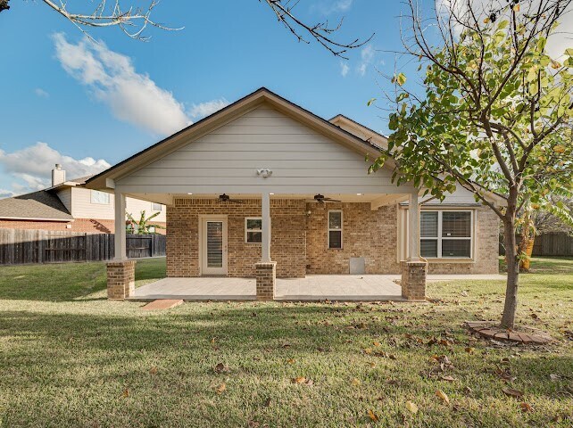Building Photo - 7303 Enchanted Rock Ln