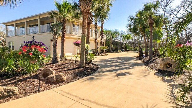 Building Photo - 24 Central Ave