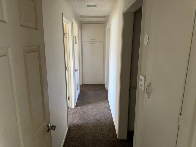 Building Photo - 19859 Gresham St