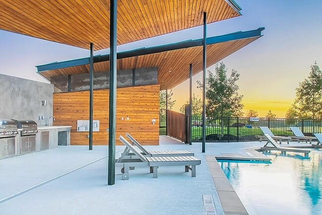Building Photo - 5408 Golden Canary Ln