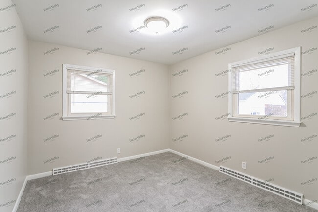 Building Photo - 107 Spring St