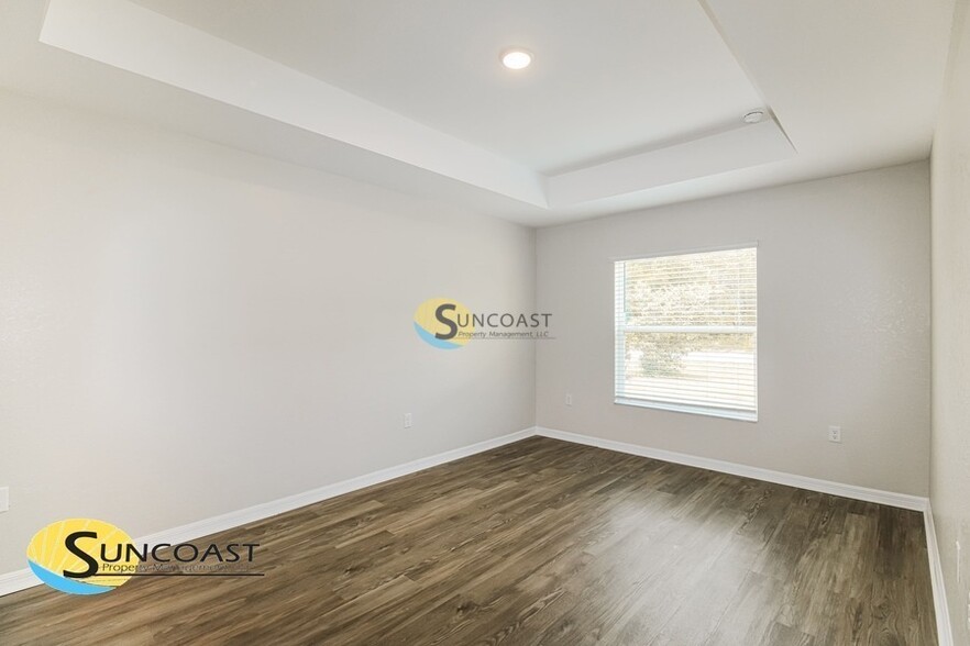Building Photo - 7893 N Jamaica Dr