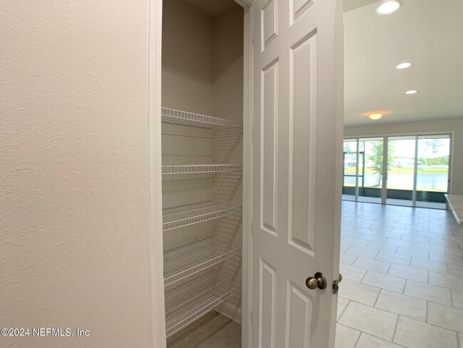 Building Photo - 1499 Tropical Pine Cove