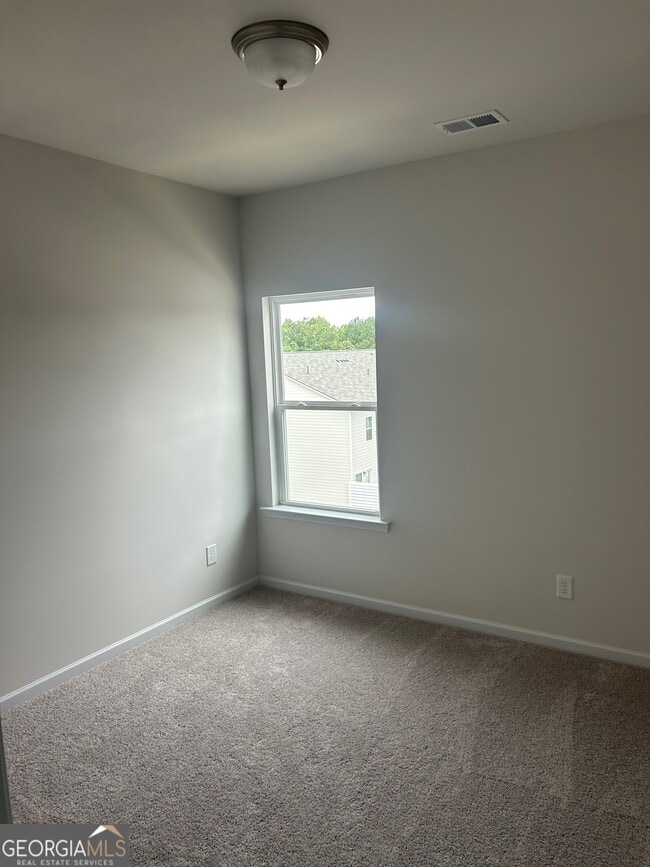 Building Photo - 67 Professional Pl