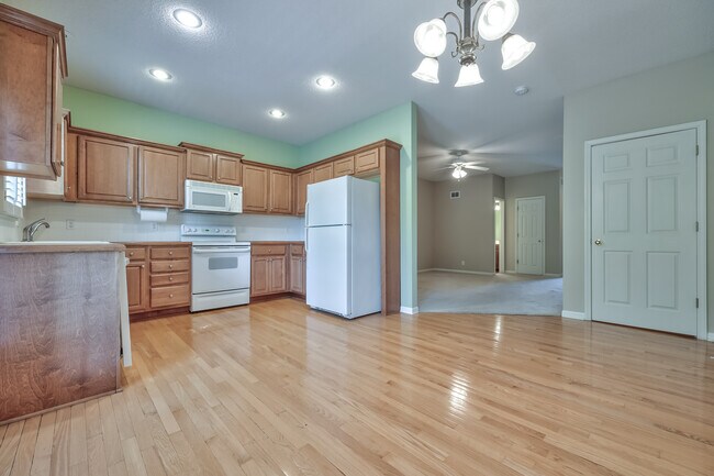 kitchen - 22613 W 72nd Ter