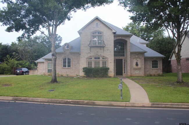 Primary Photo - 3826 Woods Blvd