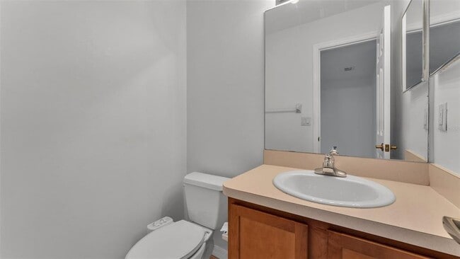 Building Photo - 3360 Fiddle Leaf Way