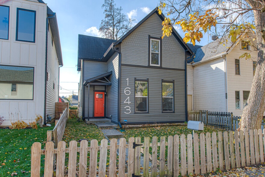 Front view - 1643 Fletcher Ave