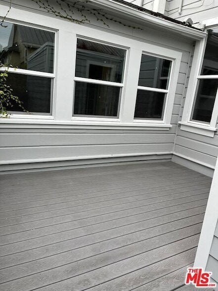 Building Photo - 487 43rd St