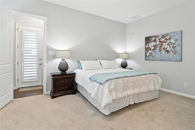 Building Photo - 5512 Pebble Dr