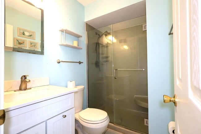 Building Photo - Charming 3-Bed, 2-Bath Home with 2 Car Garage & Covered Patio