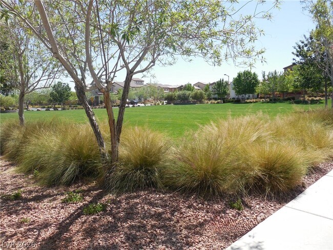 Building Photo - 11346 Bedford Commons Dr