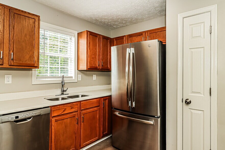 Building Photo - 1023 Taso Trail