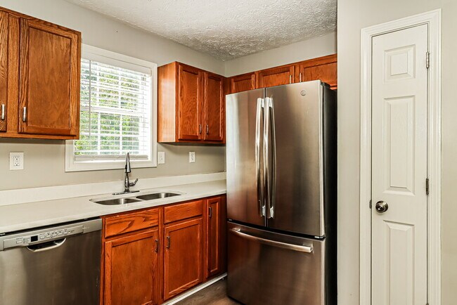 Building Photo - 1023 Taso Trail