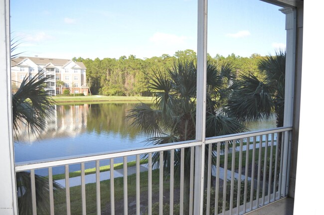 Building Photo - 11251 Campfield Dr